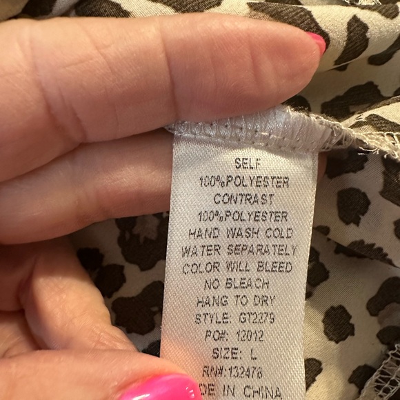 Glam Animal Print Ruffle Blouse - Picture 4 of 4